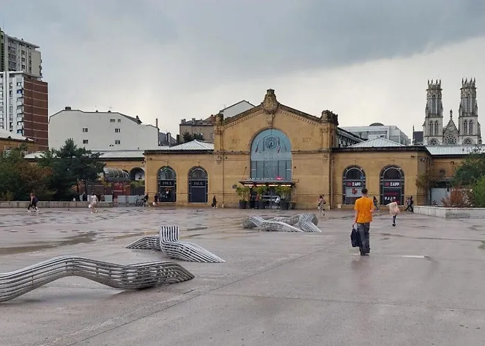 Centre Bienvenue, Проживание в семье